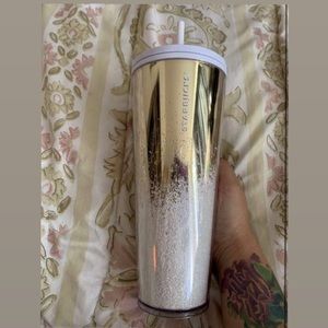 Cascading gold & white snow Starbucks Venti cup